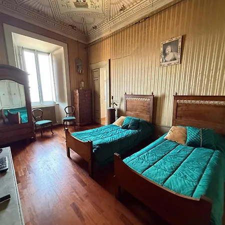 Bed and Breakfast Falconi Φέρμο