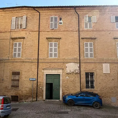 Falconi Bed & Breakfast